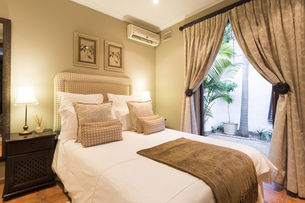 Five Burnham Guest House Durban Eksteriør billede
