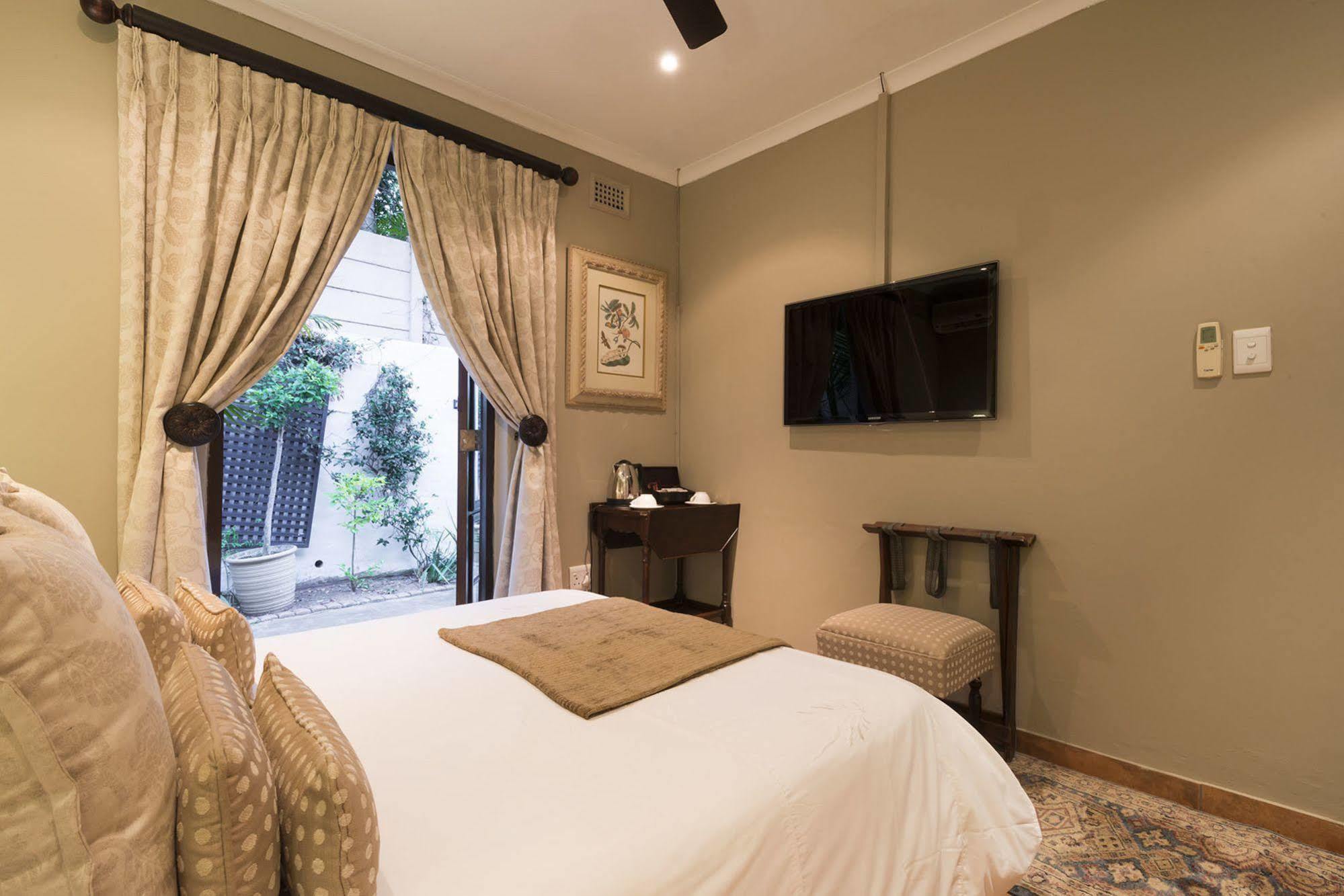 Five Burnham Guest House Durban Eksteriør billede